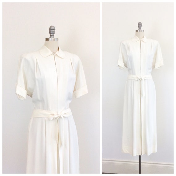 40s Ivory Rayon Dress / 1940s Vintage Collared Dre