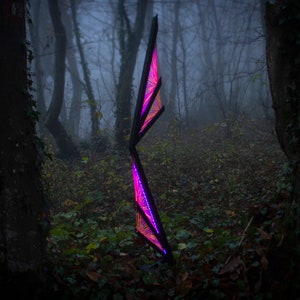 LOST TECHNOLOGY - Wood lamp - Spiritual - Handmade - Forest - Extraterrestrials
