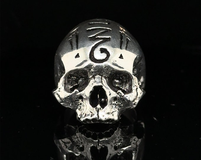 “Amulet skull ring” silver