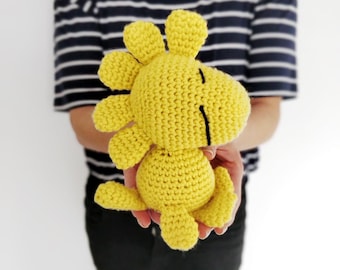 Peanuts: Woodstock Amigurumi Crochet Kit | Stitch & Story