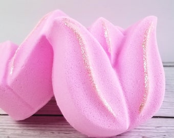 Sweet Pea Bath Bomb Sending Love & Hugs Mother's Day Bath Bomb Fizzy