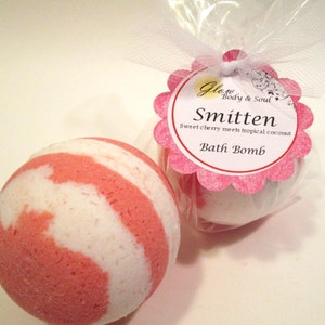 Smitten Bath Bomb Fizzy