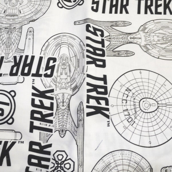 Star Trek Raumschiff NCC 1701 - Fat Quarter Stoff Baumwolle drucken
