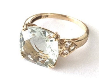 10KY Gold Ring R254 Green Amethyst w 2 Accents