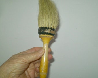 Vntg ROUND ART BRUSH- unused or very clean Round Artist Brush- Long Bristle round brush- Chippy Paint Artist brush