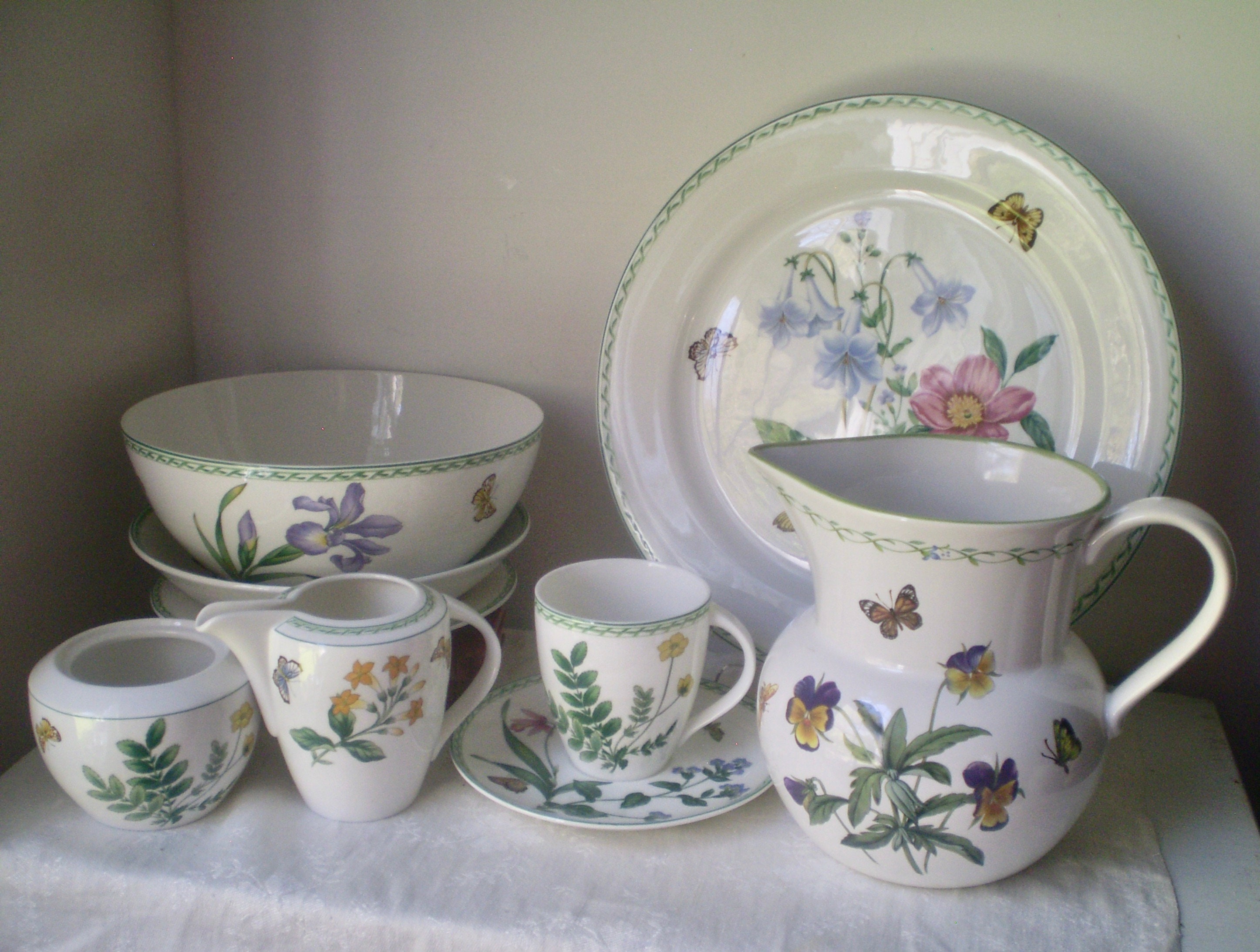 MIKASA GARDEN Gallery Dishes- Vintage Butterflies N Flowers