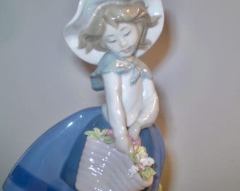 Sale: LLADRÓ PORCELAIN GIRL With Flower Basket- Pretty Pickings