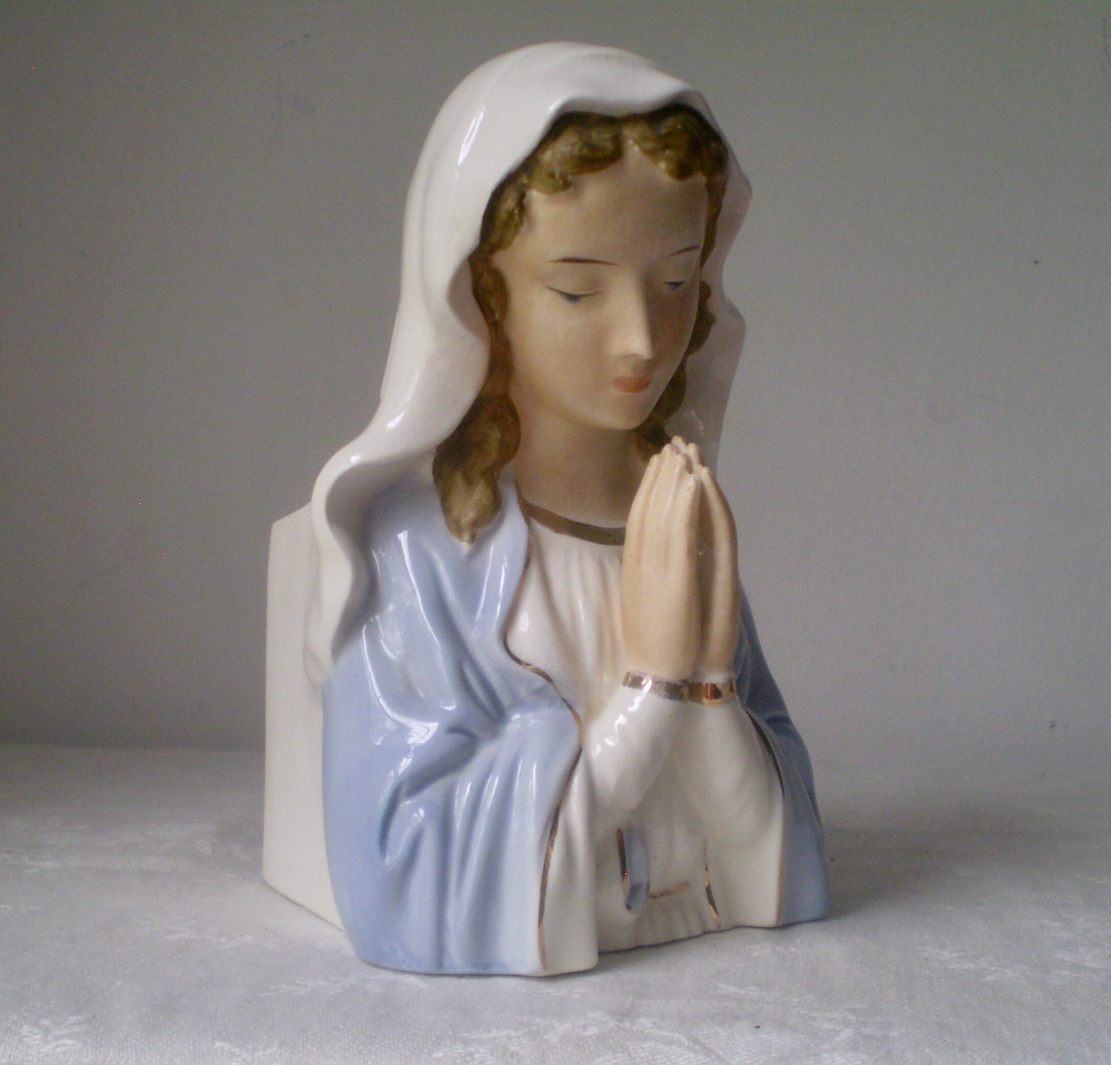 Vintage Mother Mary Holding Baby Jesus Ceramic Statue Painted Mother Of Pearl. munimoro.gob.pe
