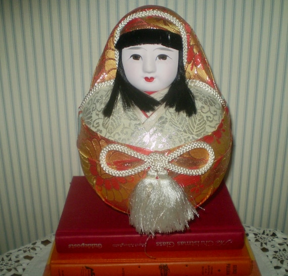 Beautiful Daruma Dolls Made in Ceramic (Red, White or Yellow)