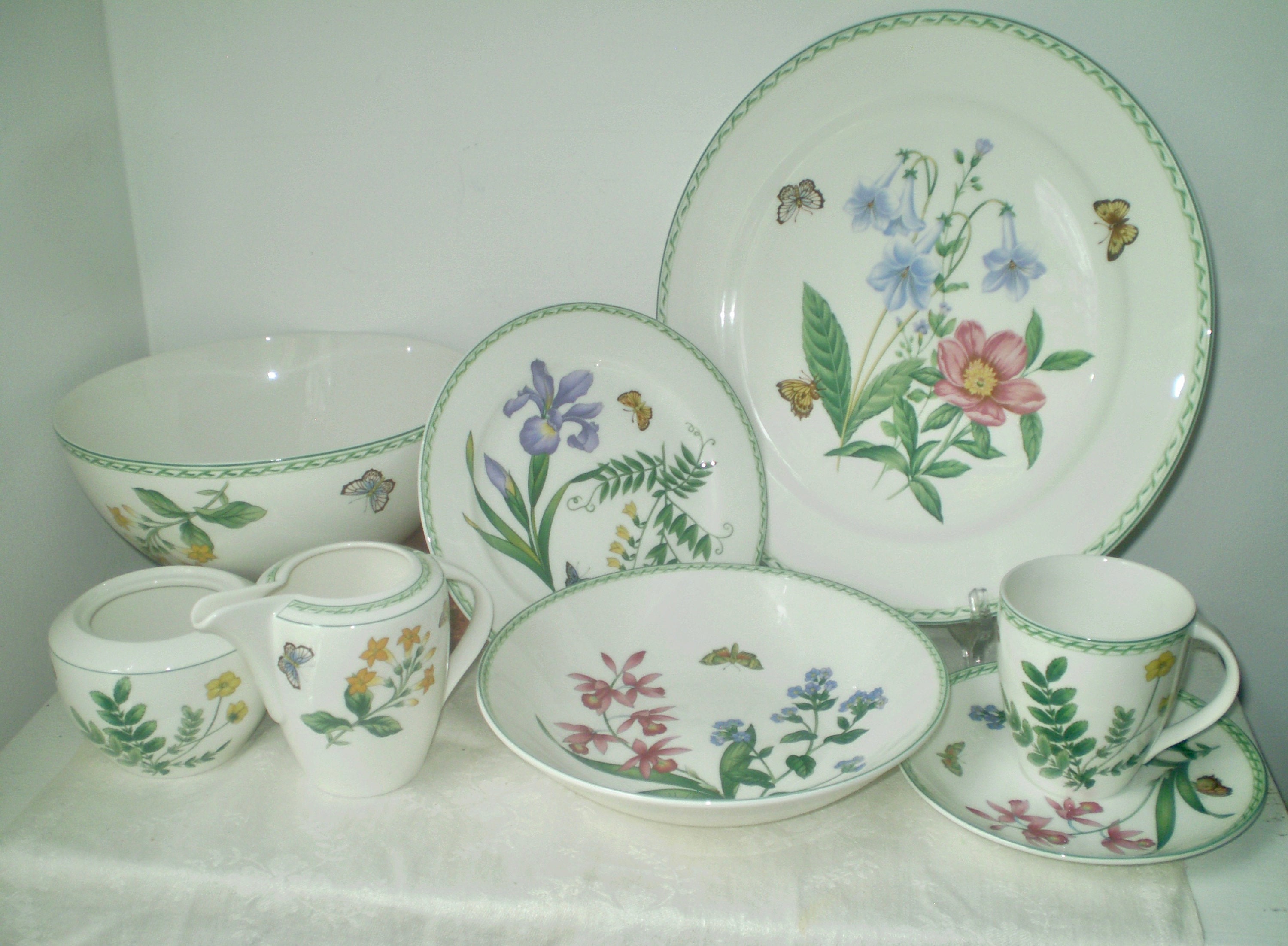 MIKASA GARDEN Gallery Dishes- Vintage Butterflies N Flowers