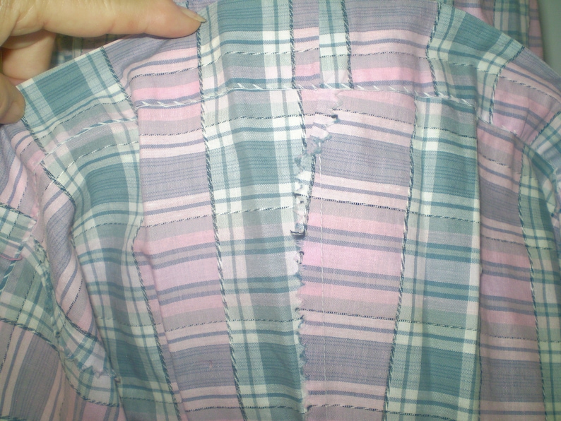 Vintage Handmade Pink Plaid shirtwaist dress from 1960s Midcentury Cottagecore pink and gray dress front button cotton dress Size M-L