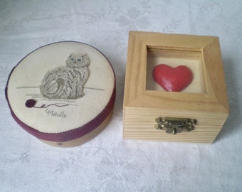 2 MINI BOXES- for trinkets or little treasures- Gray CAT box- wooden Heart box- wooden mini boxes- Artist-made Cat box, Red Heart box