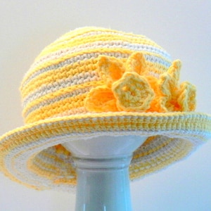 Crochet Pattern - Girls Hat, Spring Hat, Summer Hat, Daffodils and Sunshine, Sizes Baby, Toddler, Girls, Teen, Womens, Ladies Large # 124