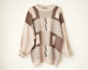 vintage beige and brown geometric pattern textured alpaca blend oversized ugly knit sweater pullover 90s // L-XL