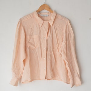 vintage 1980s silk pale pink button down long sleeves baggy fit collared shirt blouse // M-L