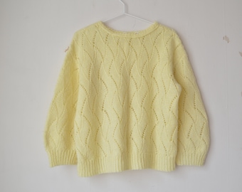 vintage 80s yellow hand knit wool blend structured oversized sweater pullover // M-L