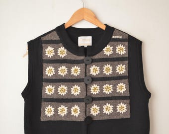 Ortrud Rainer black floral embroidered wool Austrian folk sleeveless knit vintage vest cardigan // S-M