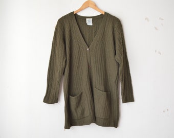 vintage des années 1990 Laura Ashley vert chasseur côtelé cardigan boutonné surdimensionné en tricot de laine // M
