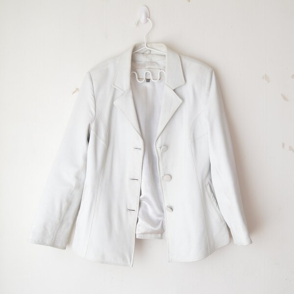 CHANEL authentique cuir de laine d’agneau manteau veste boutonné blanc en détresse des années 80 // M-L