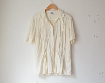 Vintage 90s Seidenbluse in Creme, Elfenbein, kurzarm, kurzarm Hemd Bluse // M-L