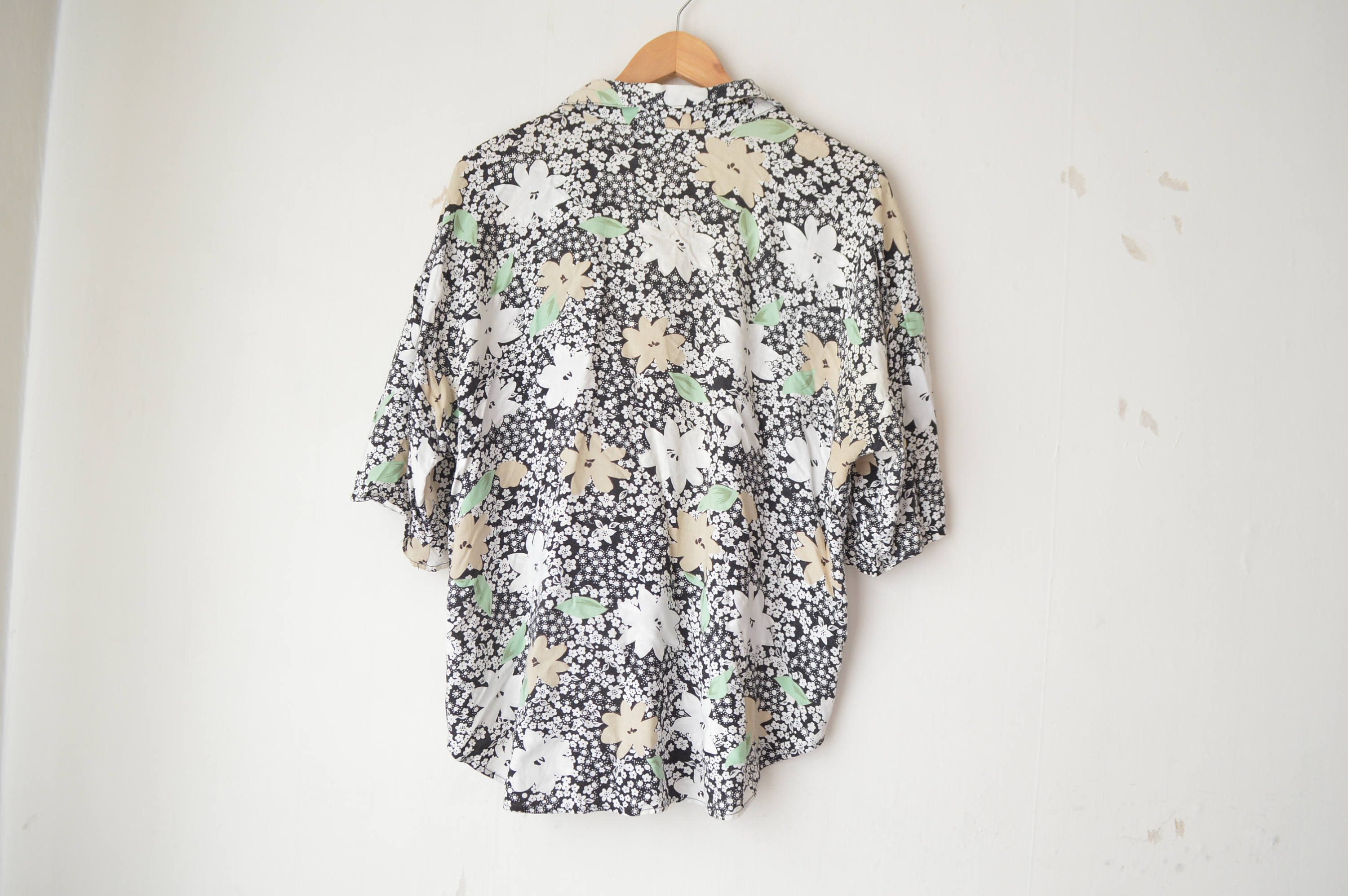 Vintage floral button down oversized granny shirt 80s // M-L | Etsy