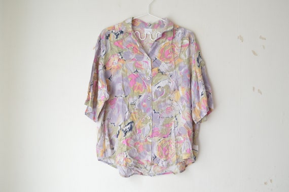 vintage pastel abstract pattern button down short… - image 1