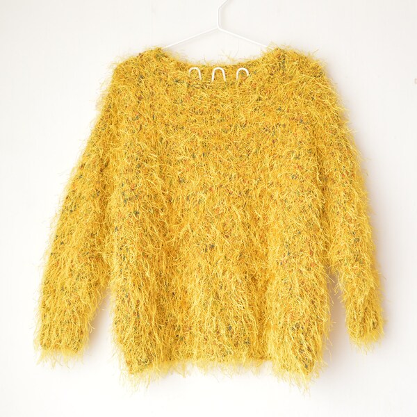 fuzzy furry shaggy yellow chunky knit oversized speckled vintage sweater pullover 90s // M-XL