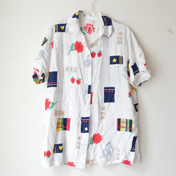 vintage white 90s fruit pattern buttoned short sleeves oversized shirt blouse // L