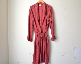 Kimono tipo bata abierta de seda con estampado vintage color rojo burdeos de los años 90 // Tallas L-XL