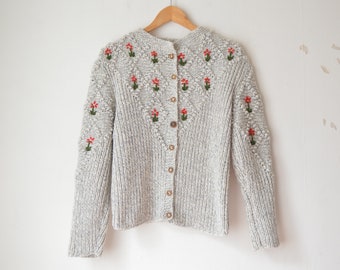 vintage Austrian gray floral embroidered popcorn knit folk tyrolean dirndl cardigan // M