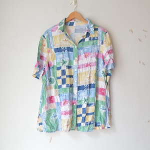 Vintage 1990s abstract geometric floral pattern button down collared shirt sleeves oversized granny shirt blouse // XL