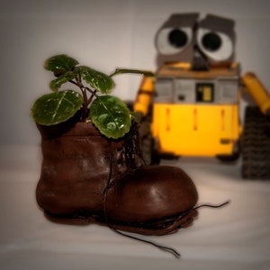 Boot shaped flowerpot Wall-E inspired image 5