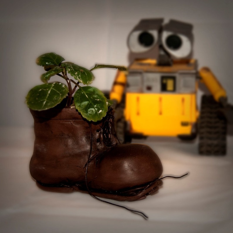 Boot shaped flowerpot Wall-E inspired image 5
