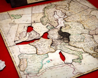 The first jigsaw puzzle (Replica). Europe divided into it kingdoms. Spilsbury 1767