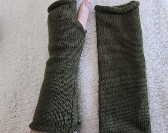 SOFT KNIT Wrist Warmers * GREEN Bohemian Rustic Woodsy Elf Cosplay Comfy Arm Warmers* Ready To Ship