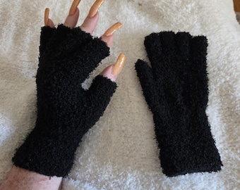 SOFT Warm Wrist Fingerless Gloves Knit Black Wrist Hand Warmers Mittens