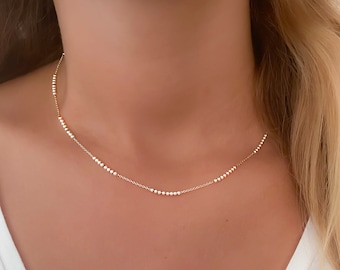 Zierliche Silber Halskette für Frauen, Goldkette mit Perlen, Perlen Ketten Halskette, Zarte Perlen Schmuck, Layered Halskette, Geschenk für Sie