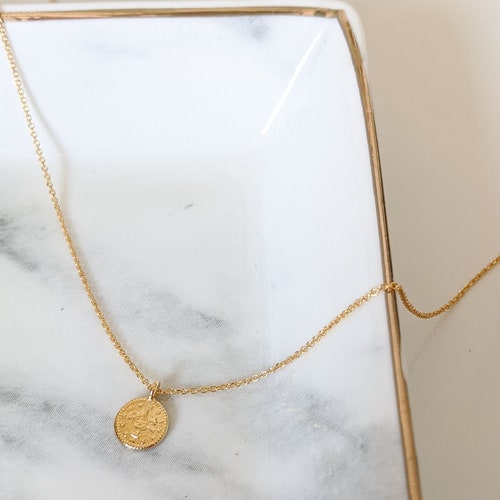 Women Gold Pendant Necklace Gold Charm 