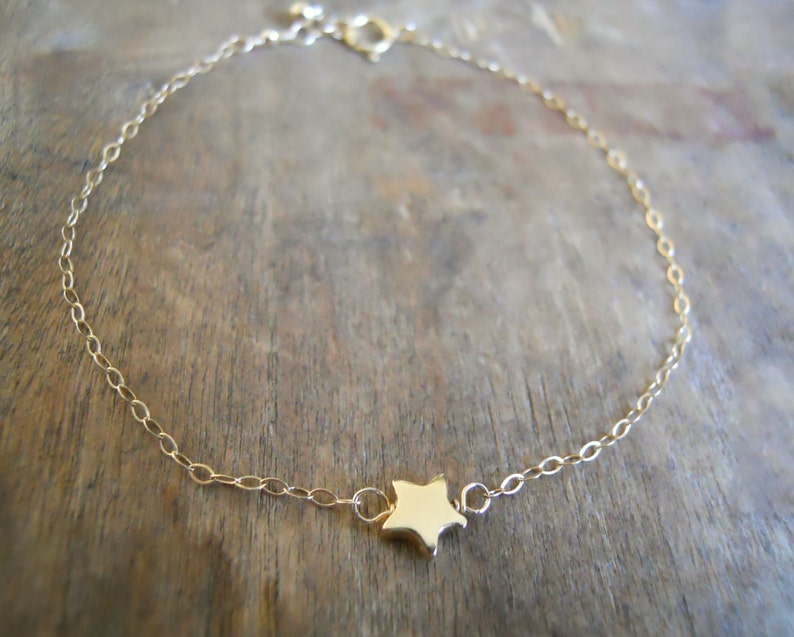 Gold Star Bracelet Delicate 14K Gold Filled Star Bracelet Etsy