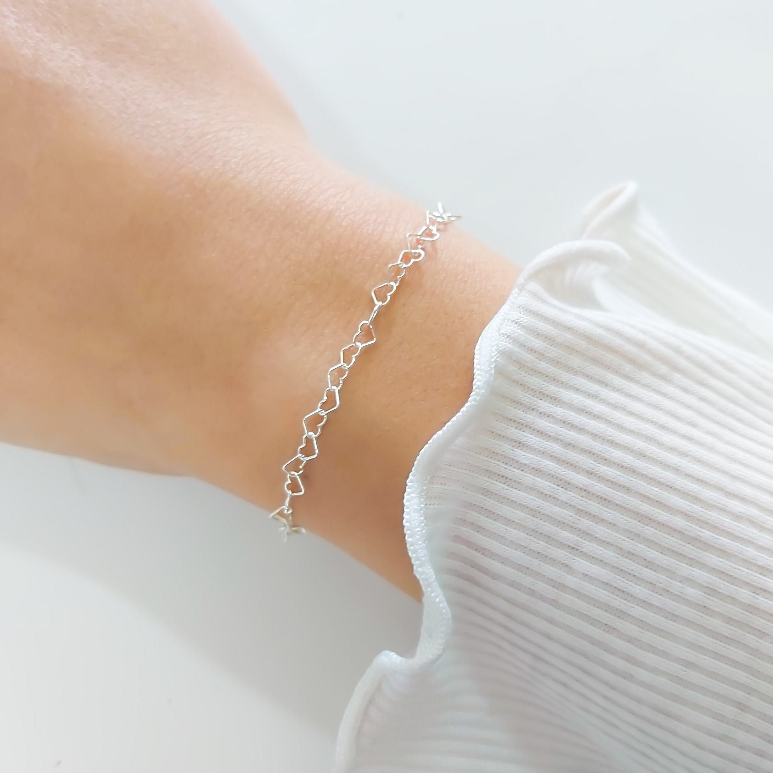 S925 Sterling Silver Flat Snake Bone Bracelet Female Minimalist Luxury  Blade Chain Hand - China Wholesale Sterling Silver Bracelets $3.97 from  Quanzhou Topspeed Co., Ltd | Globalsources.com