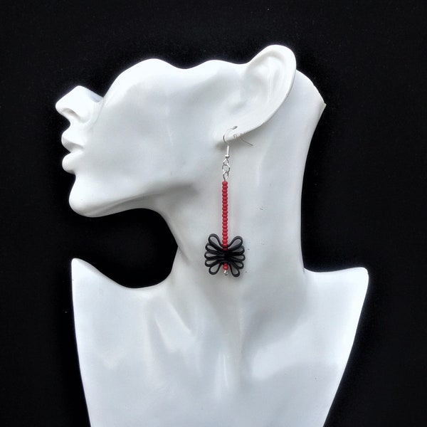 Red black earrings / Special earrings / Elegant earrings