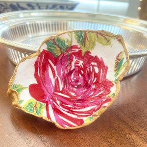 Oyster Shell Decor Ring Dish