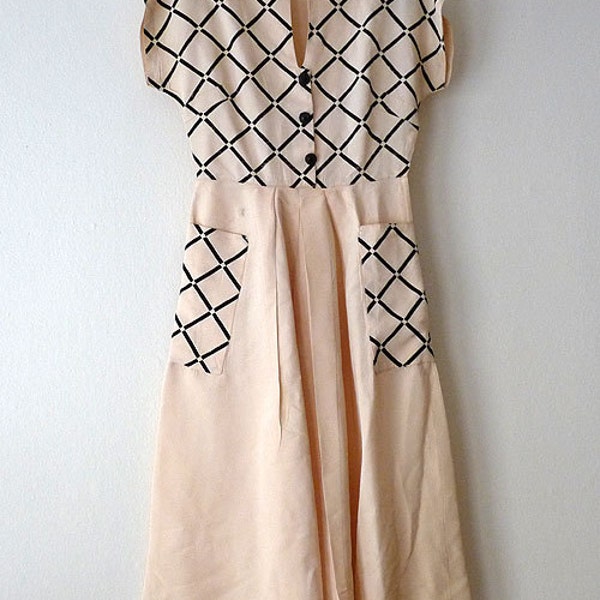 1940s Dress / Pale Pink Taffeta / Black Velvet Grid