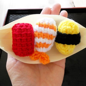 Crocheted sushi set, Maguro, ebi, tamago, sushi amigurumi, tunisian crochet play food with chopsticks, learn to use chopsticks