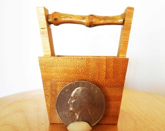 Miniature bamboo bucket, water bucket, Asian-style bucket, Asian garden decor, square bucket, bamboo handle bucket, fused bamboo