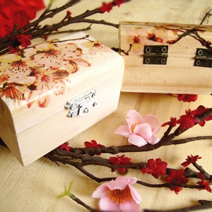 Personalisierte kleine Sakura Holzkiste Kirschblüte Ringträger Geschenkbox Hochzeitsdekor Geschenkidee