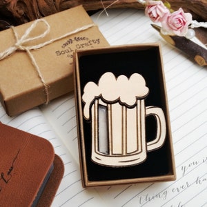 Chope à bière Carte mémoire SD Étui en bois, Aimant porte-carte, Boîte de rangement de photos de mariage, Cadeau d'anniversaire pour photographe, Cadeau d'anniversaire pour lui