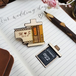 Film Canister SD Memory Card Support en bois Aimant, Boîte de rangement de photos de mariage, Cadeau d’anniversaire pour photographe, Cadeau pour couple de mariage
