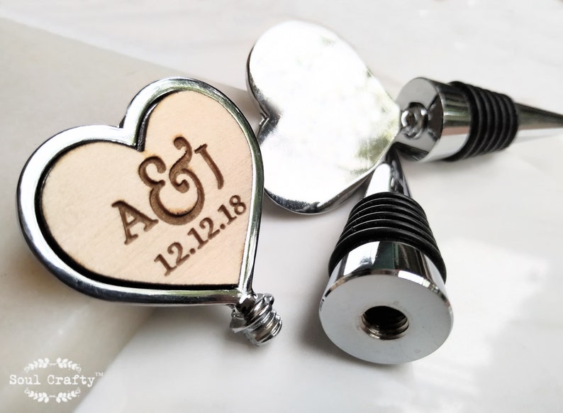 Initials Heart Shape Silver Wine Bottle Stopper, Personalized gift box, Wedding gift for couple,Anniversary gift for husband,Valentines gift image 3