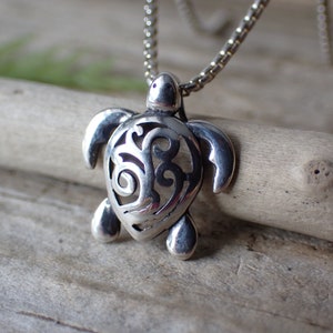 Sterling Silver Turtle Necklace